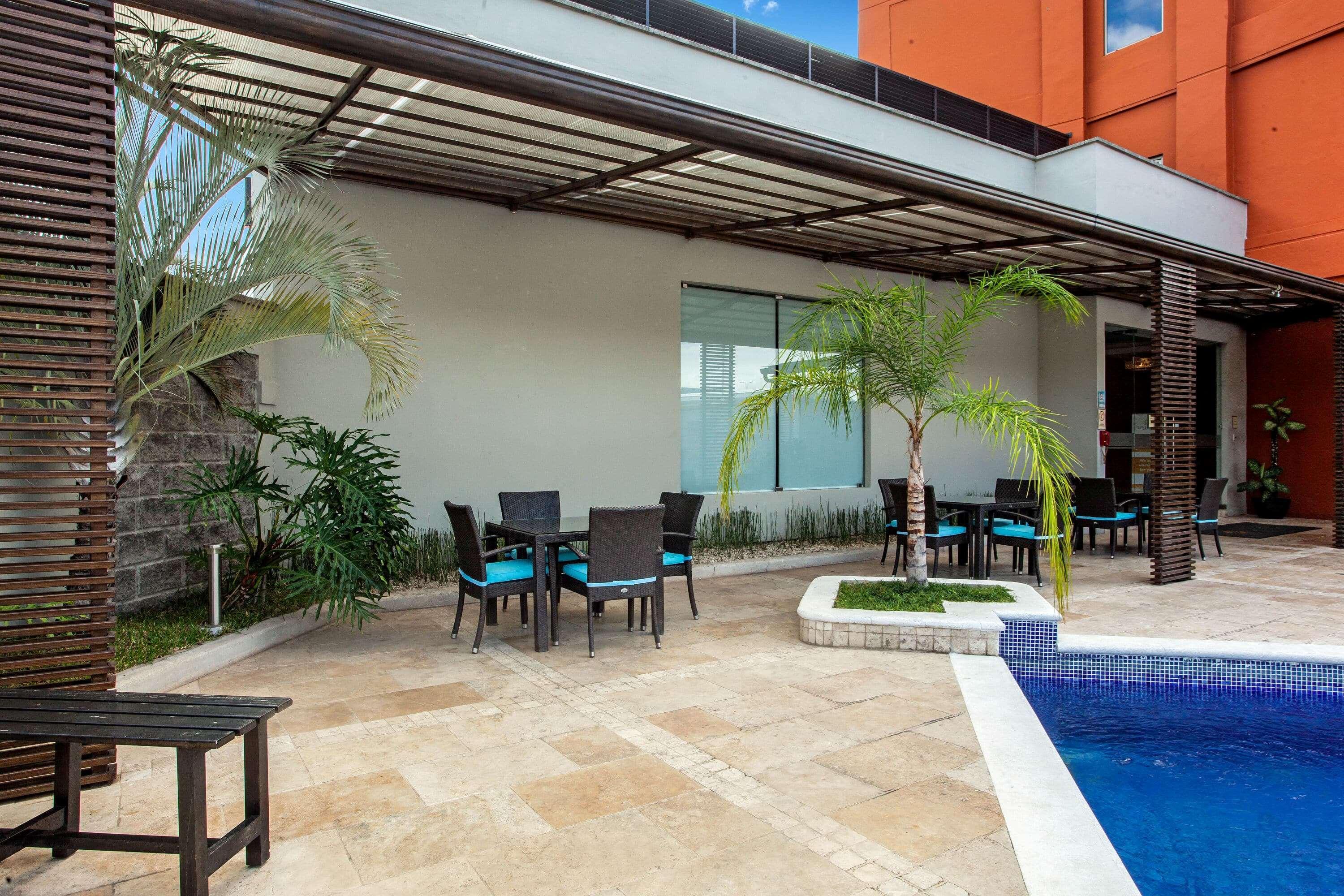 La Quinta By Wyndham Tegucigalpa Hotel Buitenkant foto